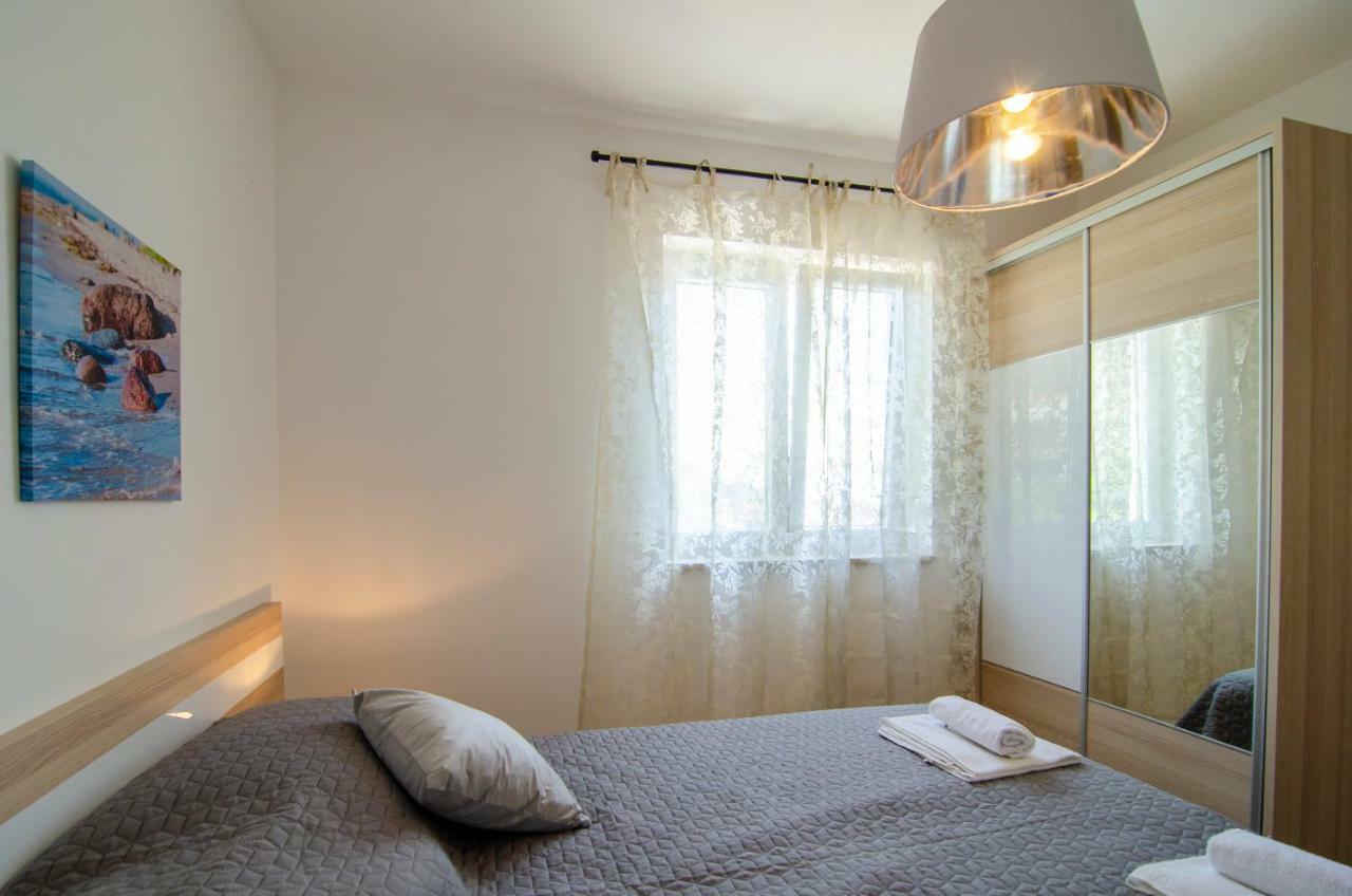 Apartments Sara 3 Μπολ Εξωτερικό φωτογραφία