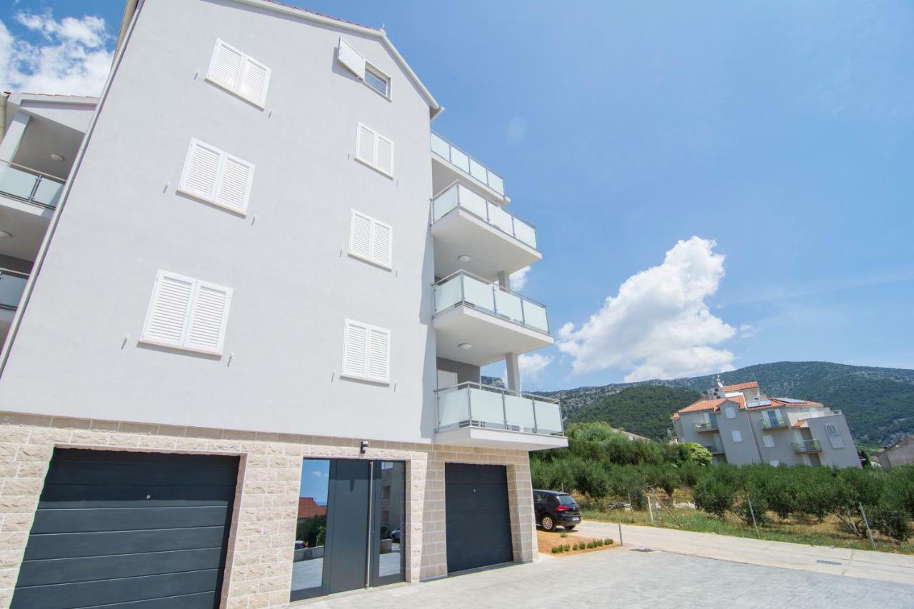 Apartments Sara 3 Μπολ Εξωτερικό φωτογραφία