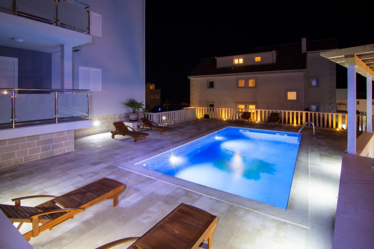 Apartments Sara 3 Μπολ Εξωτερικό φωτογραφία