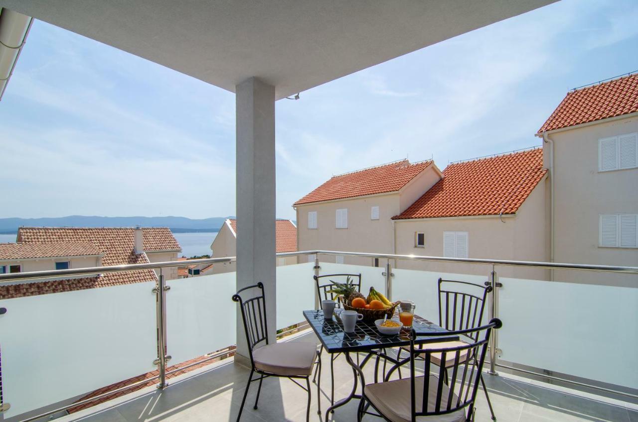 Apartments Sara 3 Μπολ Εξωτερικό φωτογραφία