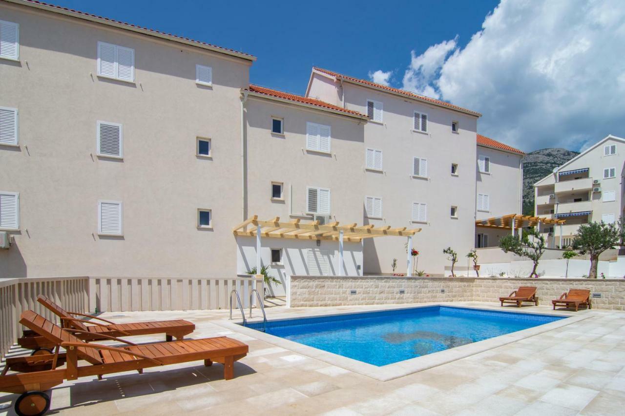 Apartments Sara 3 Μπολ Εξωτερικό φωτογραφία